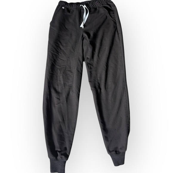 Excellent FIGS Black Jogger Technical Scrub Pants Size XSmall - Picture 5 of 5